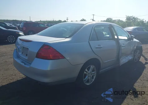 2006 Honda Accord 2.4 Se from USA, damaged, VIN 1HGCM56326A040083
